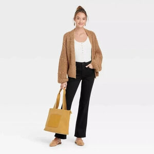 Universal Thread High-Rise Bootcut Jeans, Color Black Size 4